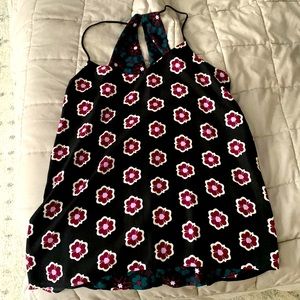 EXPRESS reversible floral top (2 styles for 1!)